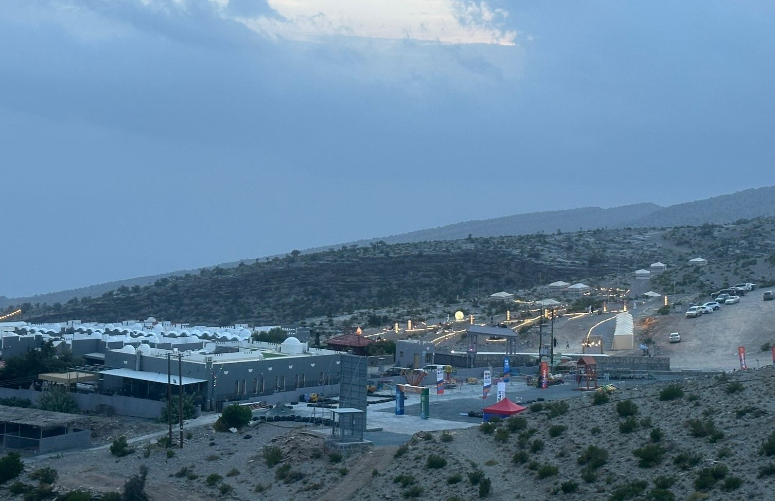 بتنظيم مشترك بين مكتب والي الحمراء والقطاع الخاص ..  الجبل الشرقي يشهد فعاليات سياحية متنوعة تجذب الزوار حتى نهاية سبتمبر المقبل